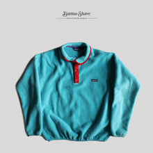 Load image into Gallery viewer, 1990's "PATAGONIA" SNAP PULLOVER FLEECE (SZ X-LARGE / MINT CONDITION)
