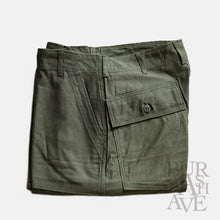 画像をギャラリービューアに読み込む, 1960&#39;s &quot;U.S.ARMY&quot; OG107 COTTON SATEEN TROUSER (W34×L33 / DEADSTOCK)
