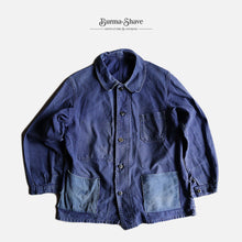 Load image into Gallery viewer, 1950&#39;s FRENCH WORK JACKET MODOFIED PATCH POCKET (SZ MEDIUM / GOOD FADE)
