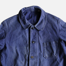 Load image into Gallery viewer, 1950&#39;s FRENCH WORK JACKET MODOFIED PATCH POCKET (SZ MEDIUM / GOOD FADE)

