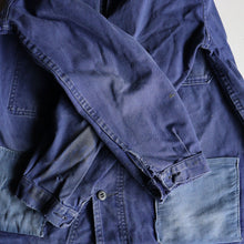 Load image into Gallery viewer, 1950&#39;s FRENCH WORK JACKET MODOFIED PATCH POCKET (SZ MEDIUM / GOOD FADE)
