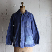 Load image into Gallery viewer, 1950&#39;s FRENCH WORK JACKET MODOFIED PATCH POCKET (SZ MEDIUM / GOOD FADE)
