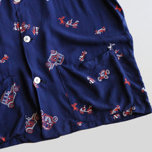 Load image into Gallery viewer, 1950's S/S RAYON SHIRT (SZ MEDIUM / GOOD CAR PRINT)
