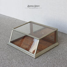 画像をギャラリービューアに読み込む, ANTIQUE NICKEL GLASS SHOW CASE (P.J.KELLY N.Y)
