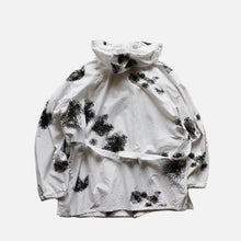 Load image into Gallery viewer, 1980&#39;s GERMAN MILITALY SNOW CAMO PARKA (SZ UNISEX / GOOD CONDITION)
