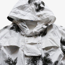 Load image into Gallery viewer, 1980&#39;s GERMAN MILITALY SNOW CAMO PARKA (SZ UNISEX / GOOD CONDITION)
