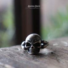 画像をギャラリービューアに読み込む, VINTAGE SKULL PINKY RING (SIZE 10 / SILVER 925)
