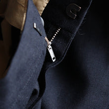 Load image into Gallery viewer, 1960's COTTON POLY SLACKS (W33×L29 / NAVY / GOOD CONDITION)
