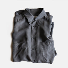 Load image into Gallery viewer, OLD SILK SHIRT (SZ LARGE / CHARCOAL)
