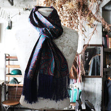 Load image into Gallery viewer, AROUND 1950's SILK FRINGE STOLE (NAVY / GOOD CONDITION)
