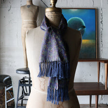Load image into Gallery viewer, AROUND 1950's RAYON FRINGE STOLE (GOOD CONDITION)
