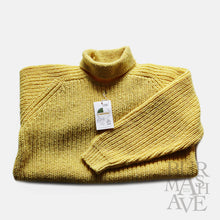 Load image into Gallery viewer, AROUND 1980&#39;s &quot;QUAKER MARINE SUPPLY CO.&quot; TURTLE NECK SWEATER (SZ LARGE / DEADSTOCK)
