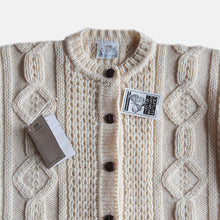 画像をギャラリービューアに読み込む, N.O.S VINTAGE &quot;BONNER OF IRELAND&quot; ALAN KNIT BUTTON UP CARDIGAN (LARGE)
