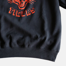 Load image into Gallery viewer, 1980&#39;s PRINTED SWEAT SHIRT (SZ XL / BLACK COLOR / MINT CONDITION)
