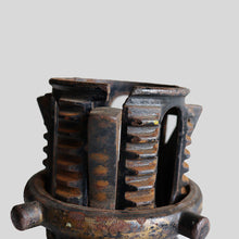 画像をギャラリービューアに読み込む, ANTIQUE &quot;NORTH BROS MFG CO&quot; UMBRELLA HOLDER (CAST IRON / BIG SIZE)
