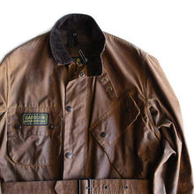 Load image into Gallery viewer, 1990&#39;s ~ &quot;BARBOUR&quot; INTERNATIONAL SUIT (38)
