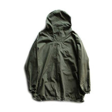 Load image into Gallery viewer, 1950&#39;s &quot;LLBEAN&quot; COTTON ANORAK PARKA (XL)
