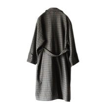 Load image into Gallery viewer, &quot;BURBERRRYS&quot; DOUBLE BRESTED WOOL COAT (UNISEX)
