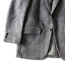 Load image into Gallery viewer, OLD &quot;BOTANY 500&quot; HARIS TWEED JACKET (MEDIUM)
