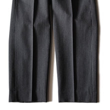 Load image into Gallery viewer, 1950&#39;s &quot;ROGER KENT&quot; STRIPE WOOL SLACKS (W34)

