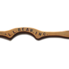 Load image into Gallery viewer, &quot;LLBEAN&quot; SHOP DISPLAY WOODEN CANOE PADDLE
