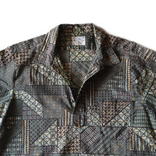 Load image into Gallery viewer, 1960&#39;s &quot;PILGRIM&quot; S / S PULLOVER SHIRT (LARGE)
