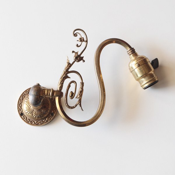 ANTIQUE SWING ARM BRASS WALL SCONCE