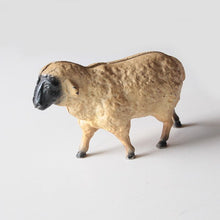 Load image into Gallery viewer, VINTAGE CASTIRON SHEEP ORNAMENT
