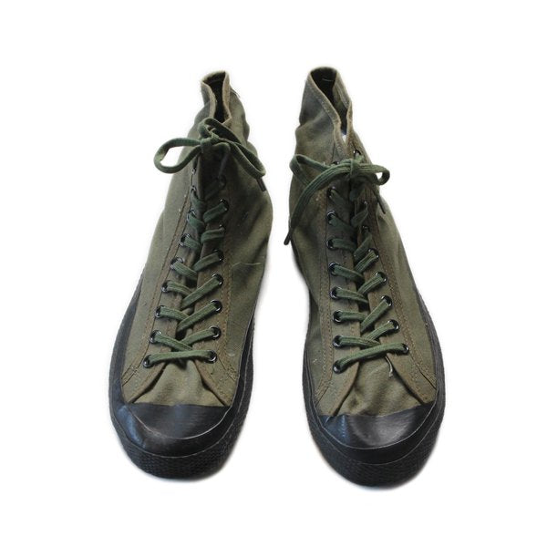 1945's "USARMY" TRAINING SHOES (9) MINT CONDITION