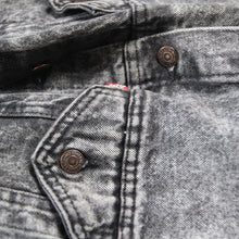 Load image into Gallery viewer, OLD &quot;LEVI&#39;S&quot; BLACK DENIM OVER JACKET (X-LARGE)
