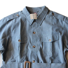 Load image into Gallery viewer, NOS &quot;BROOKS BROTHERS&quot; CHAMBRAY SAFARI SHIRT (X-LARGE)
