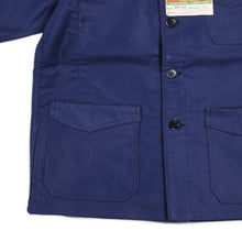 Load image into Gallery viewer, NOS &quot;BEAU FORT&quot; BLUE MOLESKIN WORK JACKET WITH DIAMOND POCCKET (MEDIUM)

