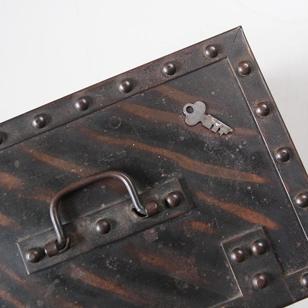 ANTIQUE JAPANNED STRONG BOX WITH KEY – BURMA-SHAVE