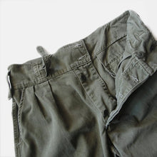 Load image into Gallery viewer, OLD CANADIAN MILITARY COTTON TROUSER (W32)
