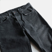 Load image into Gallery viewer, 1980&#39;s &quot;LEVI&#39;S&quot; 505 BLACK DENIM PANTS (W32) MADE IN USA
