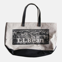 Load image into Gallery viewer, &quot;L.L.BEAN&quot; BOAT AND TOTE BLACK &amp; WHITE RARE PRINTED
