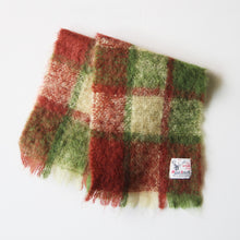 Load image into Gallery viewer, 1960&#39;s ALL MOHAIR PILE SCARF
